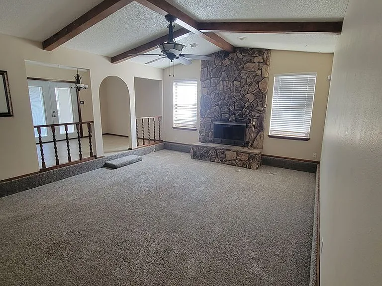 3209 Duckworth Ave — Photo 2