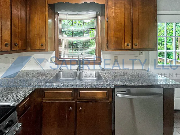 5308 Weyden Ct #C — Photo 6