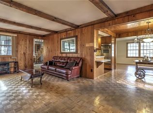 407 Hilltop Rd, Orange, CT 06477