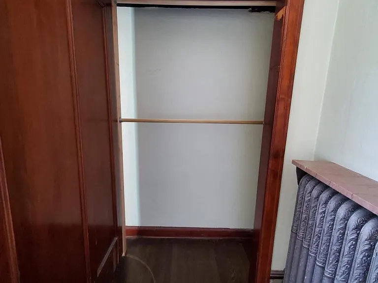 255 NE Randolph Ave #5 — Photo 6