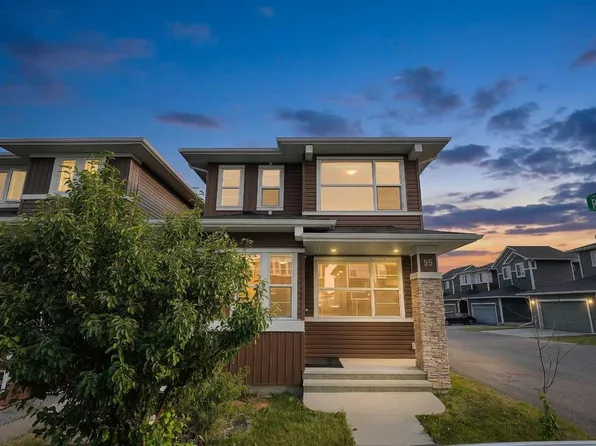 95 N Redstone Park NE, Calgary, AB T3N 0P7