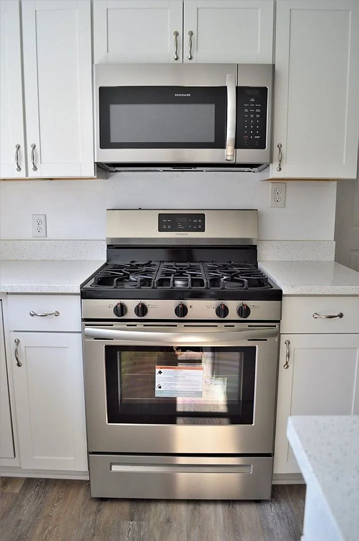 Student Housing - South Side Flats — Photo 4