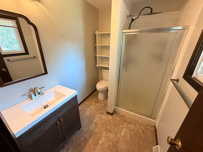 904 Kountze Memorial Dr — Photo 11