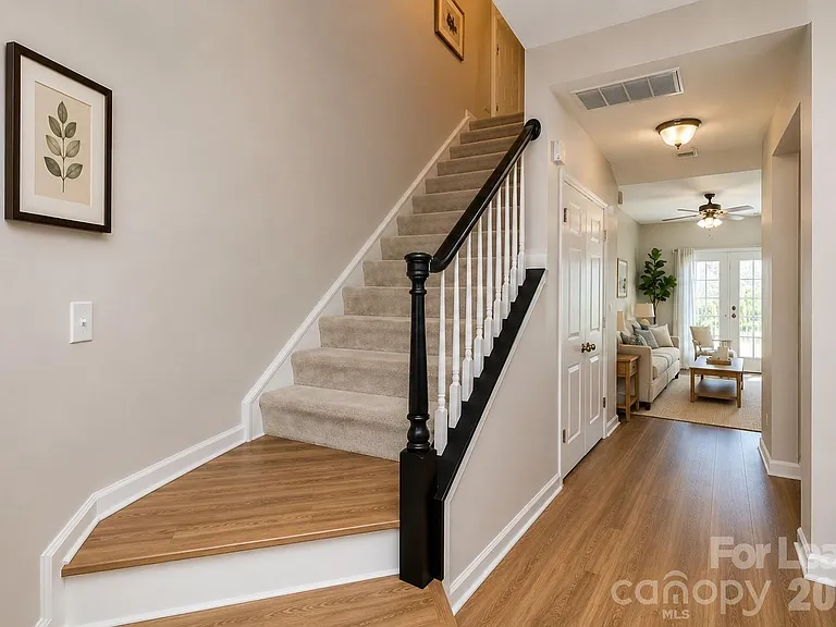 9535 Lina Ardrey Ln — Photo 14