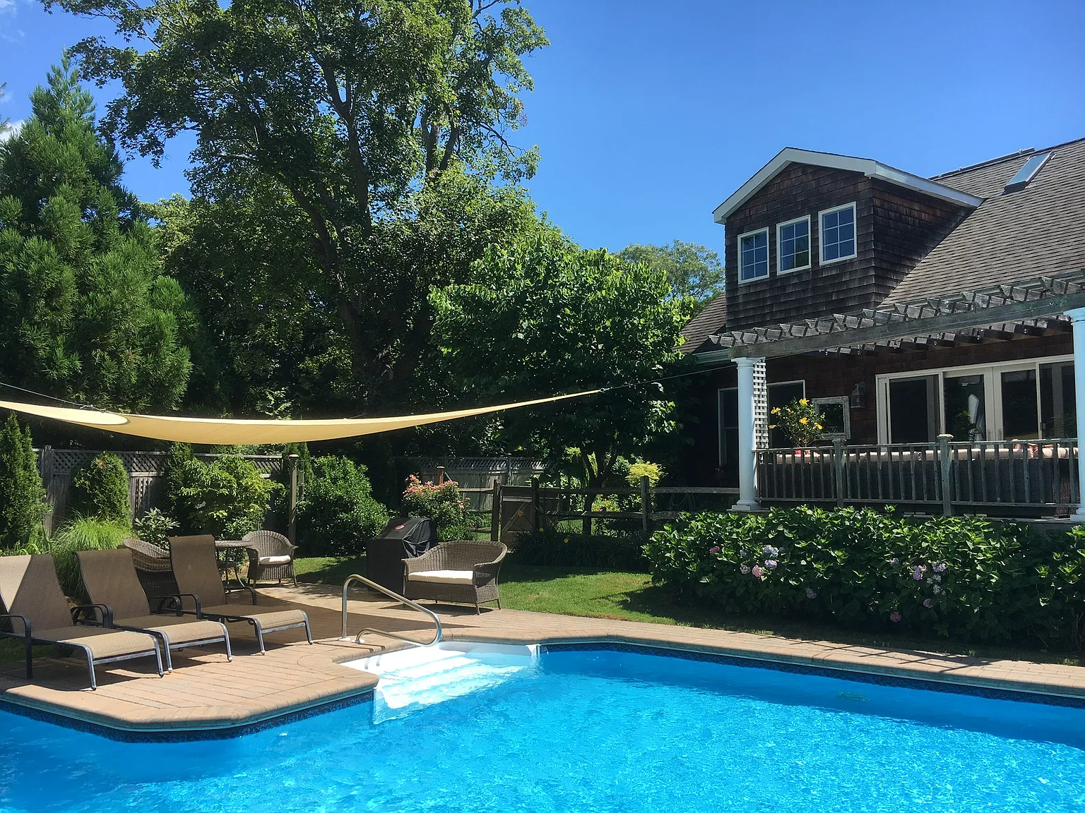 East Hampton Summer Getaway — Photo 1
