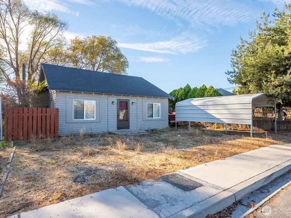 313 1st Ave. SE, Soap Lake, Washington 98851
