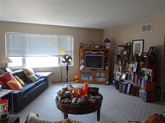 3rd image of 1714 W Main St