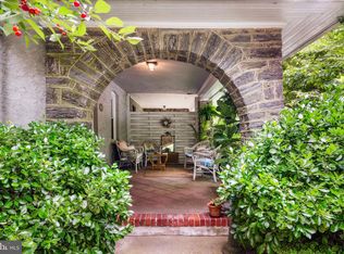 128 Rex Ave, Philadelphia, PA 19118