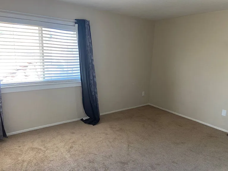 10695 Chinon Cir — Photo 8