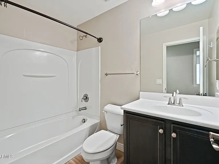 2209 E Hazeltine Way — Photo 20