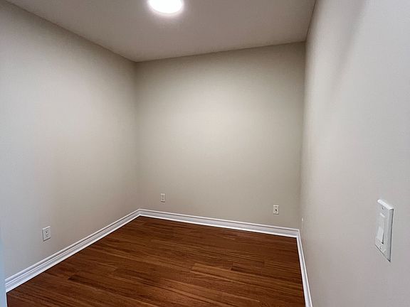 5th image of 15 N Park Rd #503
