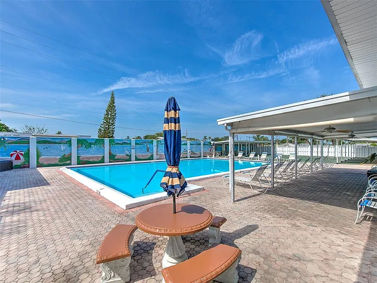 4313 Tahitian Gardens Cir #K — Photo 36