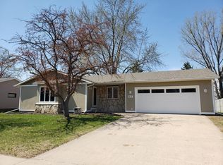 917 6th Ave N, Onalaska, WI 54650