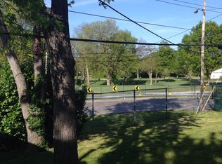 4052 Ashby Rd, Saint Ann, MO 63074