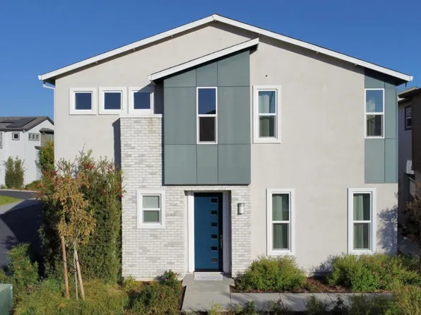 4235 Ocean Ln, Elk Grove, CA 95757
