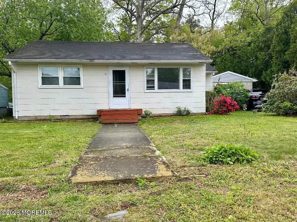 18 Anchorage Boulevard, Bayville, NJ 08721