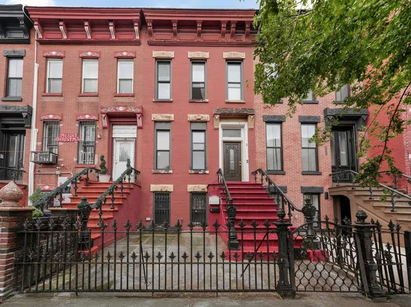 1002 Putnam Avenue image 1 of 12