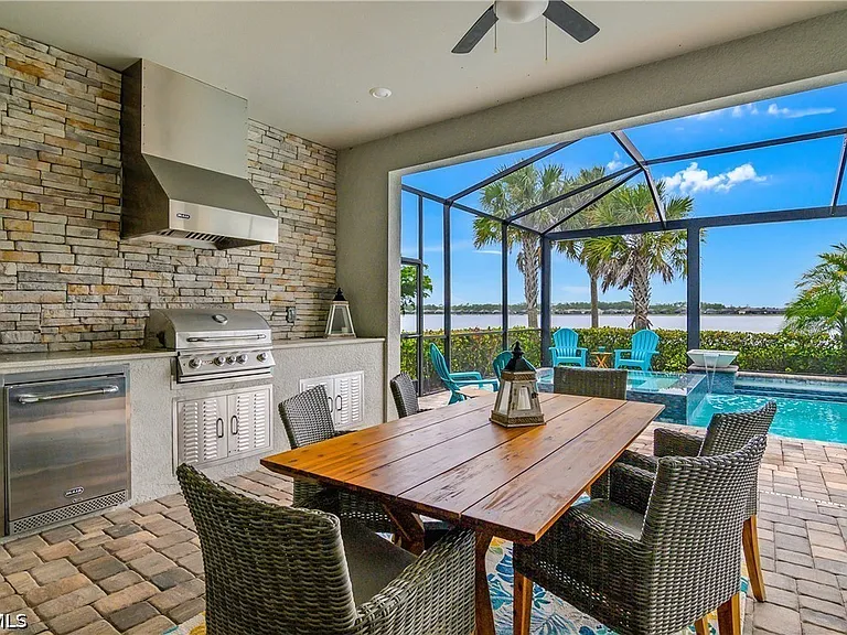 14870 Blue Bay Cir — Photo 37