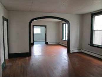 2nd image of 421 Johnson Ave