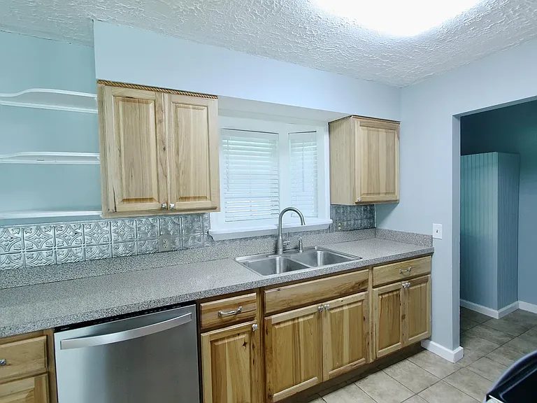 3336 Pine Oaks Ln — Photo 21