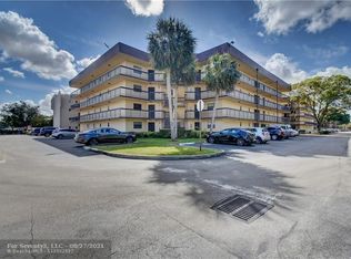 6555 W Broward Blvd APT 103, Plantation, FL 33317