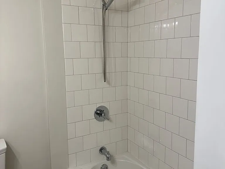932 E 25th Ave — Photo 14