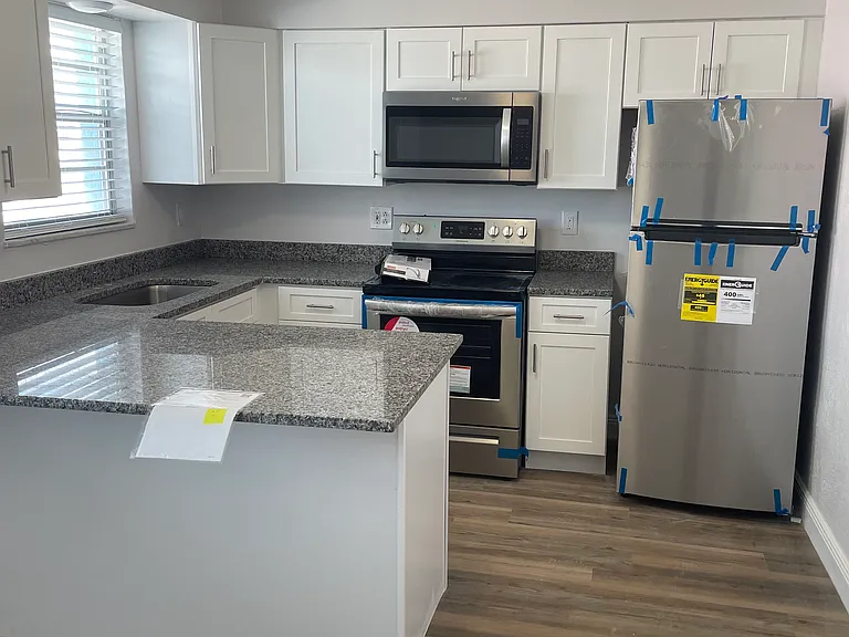 119 Marcelle Ave #3 — Photo 10