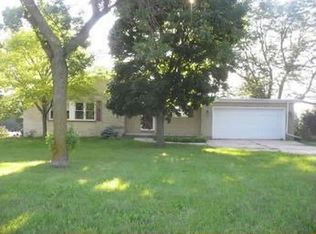 N8644 Lakeview Rd, Fond Du Lac, WI 54937