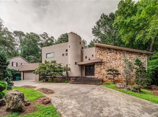720 Weatherly Ln, Atlanta, GA 30328