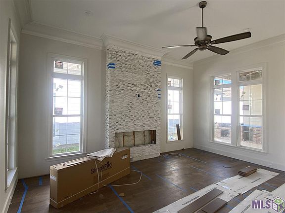 2nd image of 4947 Crestfield Way