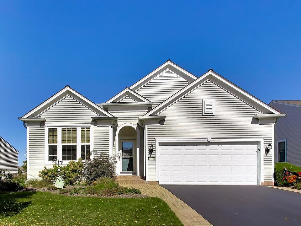 1st image of 3172 Ravinia Cir