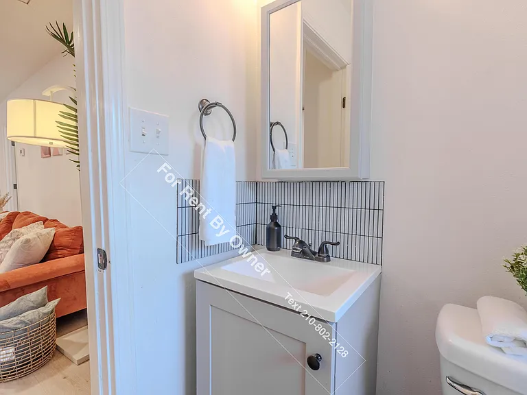 807 Dreiss St — Photo 21