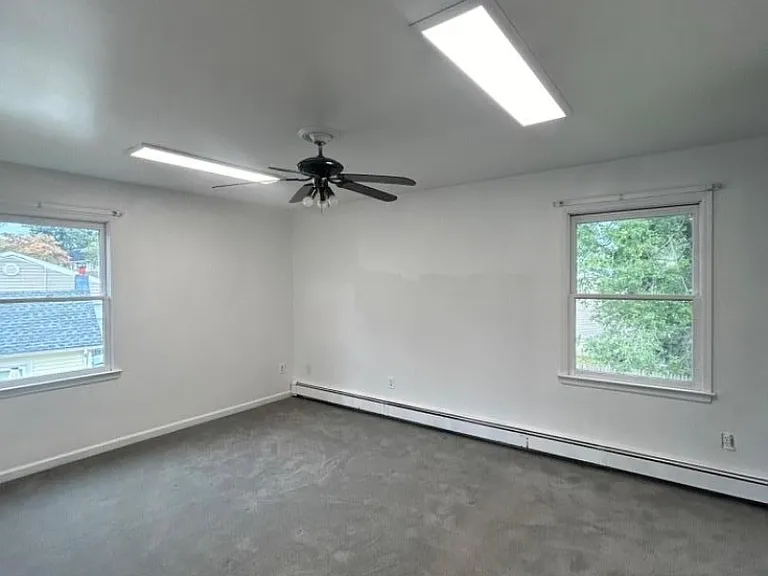 86 Kingston Rd — Photo 8