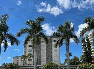 800 Benjamin Franklin Dr Unit 504, Sarasota, FL 34236