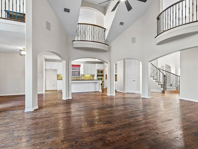 4542 Carraway Dr — Photo 12