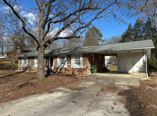 418 Sherwood Dr, Maryville, TN 37801