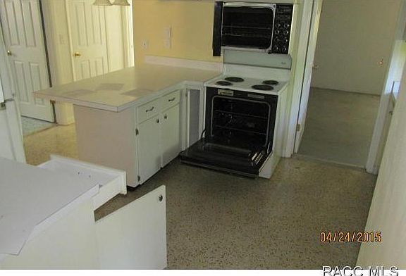 2nd image of 9065 N Golfview Dr