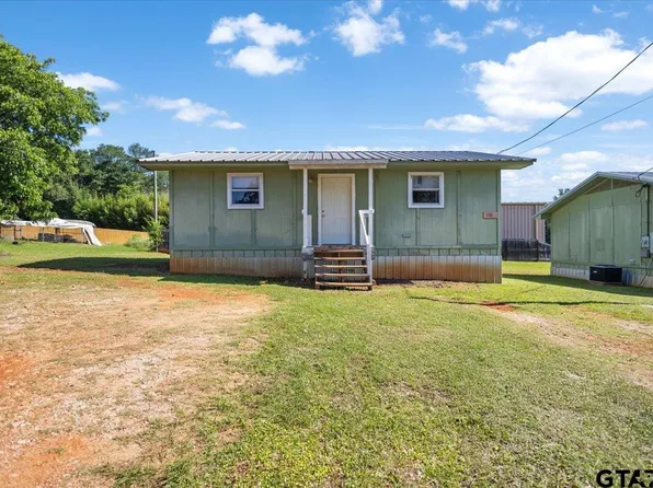 108 McClung St, Winona, TX 75792