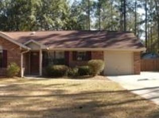 304 Liberty Oak Ln, Hinesville, GA 31313