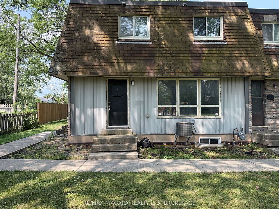 1st image of 21 Woodlawn Rd #1