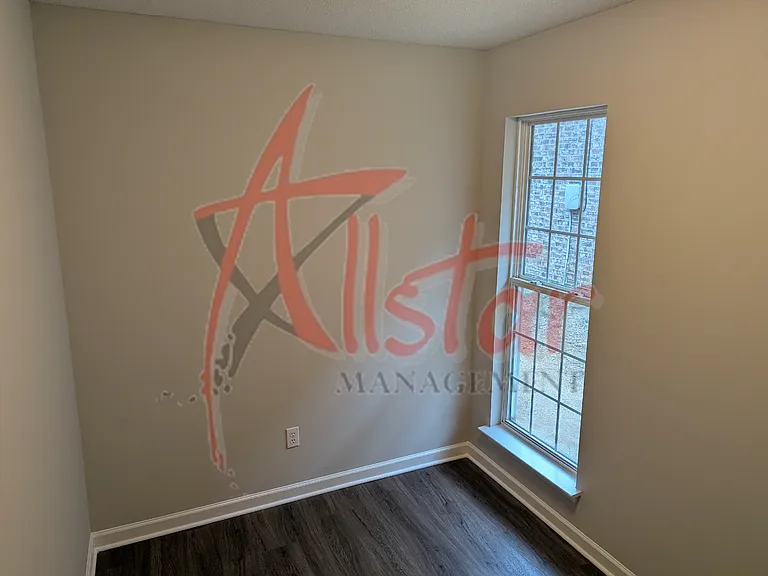 947 Clubhouse Dr — Photo 13