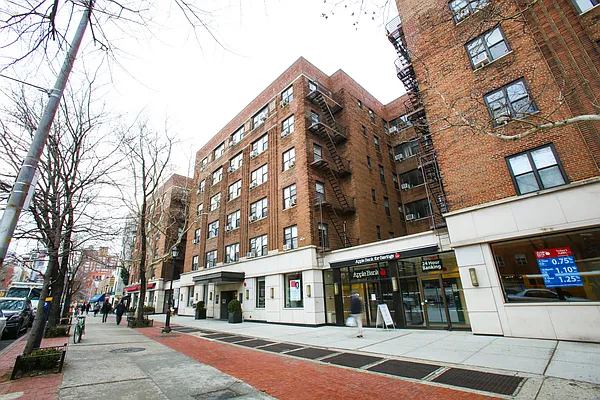 Rented by Stonehenge NYC LLC | media 15