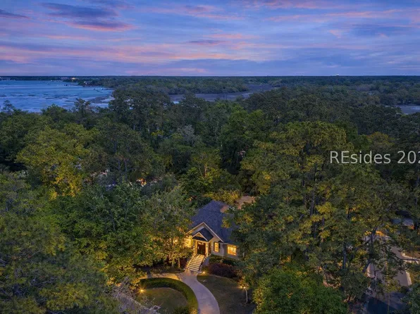 8 Fantail Ln, Hilton Head Island, SC 29926