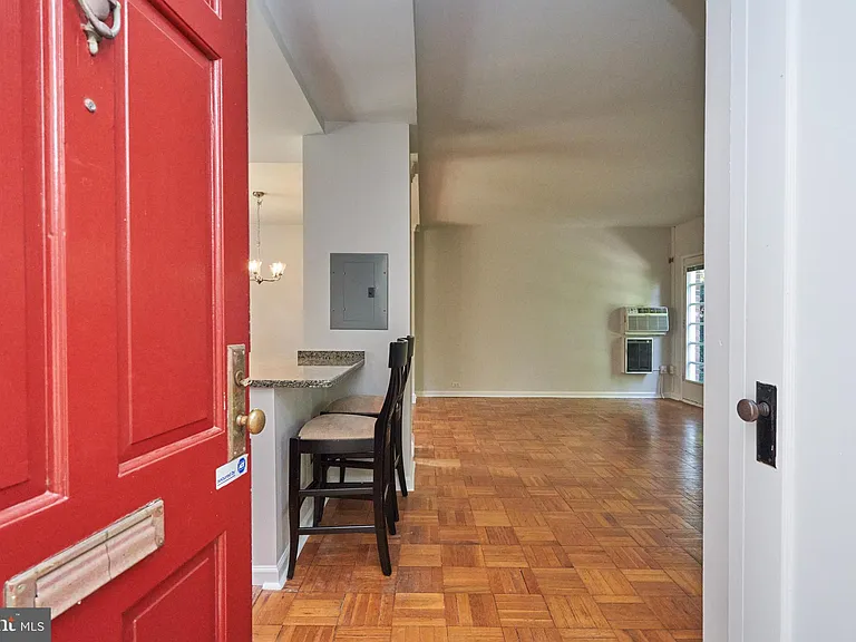 3314 Gunston Rd #730 — Photo 4