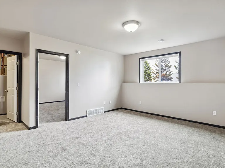 Town Square Townhomes — Photo 26