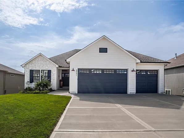 2751 N 112th St, Kansas City, KS 66109