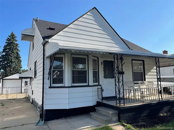 940 Saint Johns Blvd, Lincoln Park, MI 48146