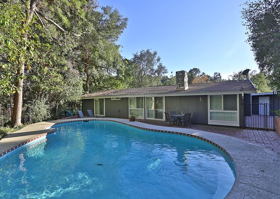 1st image of 11423 Canton Dr