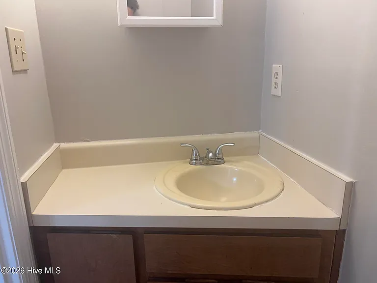 419 Evans Mill Cir — Photo 3