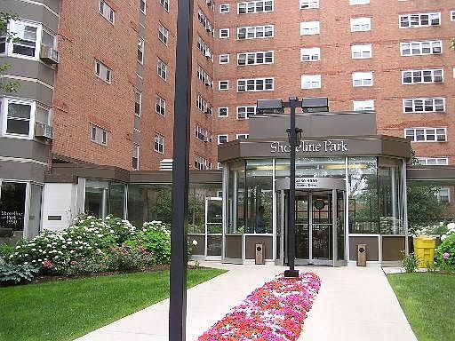 1st image of 4960 N Marine Dr APT 314